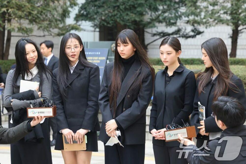 https://afpbb.ismcdn.jp/mwimgs/2/4/1000x/img_241aa5f2a5c7bdf942b027067cf047eb112751.jpg